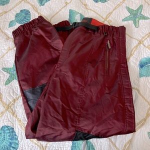 Final Mega Sale!  Roffe ski/snowboard pants—great condition!